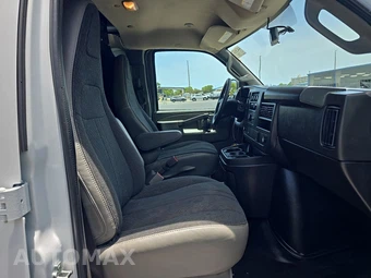 2025 Chevrolet Express 2500 Cargo Van 1WT 135.0" WB - miniatura 8