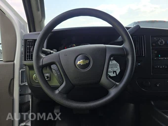 2025 Chevrolet Express 2500 Cargo Van 1WT 135.0" WB - miniatura 10