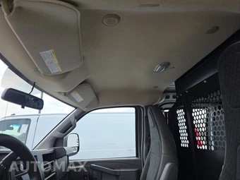 2025 Chevrolet Express 2500 Cargo Van 1WT 135.0" WB - miniatura 16