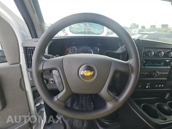 2025 Chevrolet Express 2500 Cargo Van 1WT 135.0" WB - miniatura 10