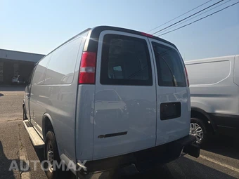 2025 Chevrolet Express 2500 Cargo Van 1WT 135.0" WB - miniatura 5