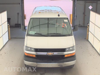 2025 Chevrolet Express 2500 Cargo Van 1WT 135.0" WB - miniatura 2