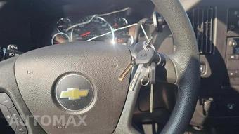 2025 Chevrolet Express 2500 Cargo Van 1WT 135.0" WB - miniatura 17