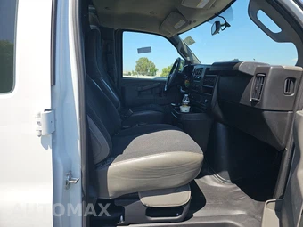 2025 Chevrolet Express 2500 Cargo Van 1WT 135.0" WB - miniatura 8