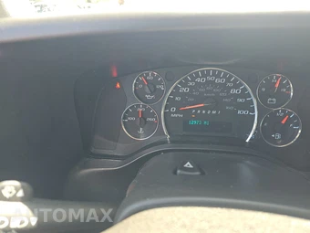 2025 Chevrolet Express 2500 Cargo Van 1WT 135.0" WB - miniatura 12