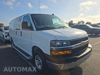 2025 Chevrolet Express 2500 Cargo Van 1WT 135.0" WB - miniatura 3