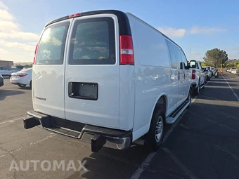2025 Chevrolet Express 2500 Cargo Van 1WT 135.0" WB - miniatura 4