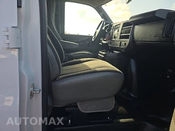 2025 Chevrolet Express 2500 Cargo Van 1WT 135.0" WB - miniatura 8