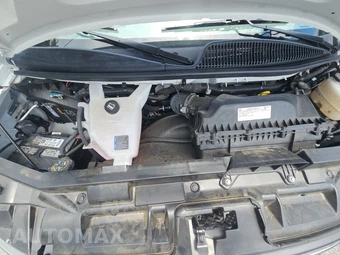 2025 Chevrolet Express 2500 Cargo Van 1WT 135.0" WB - miniatura 15