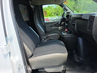 2025 Chevrolet Express 2500 Cargo Van 1WT 135.0" WB - miniatura 8