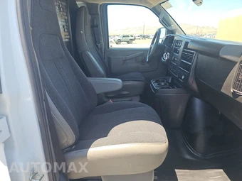 2025 Chevrolet Express 2500 Cargo Van 1WT 135.0" WB - miniatura 8