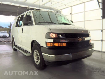 2025 Chevrolet Express 2500 Cargo Van 1WT 135.0" WB - miniatura 3