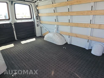 2025 Chevrolet Express 2500 Cargo Van 1WT 135.0" WB - miniatura 13