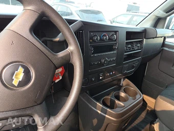 2025 Chevrolet Express 2500 Cargo Van 1WT 135.0" WB - miniatura 11