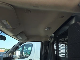 2025 Chevrolet Express 2500 Cargo Van 1WT 135.0" WB - miniatura 17