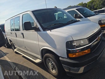 2025 Chevrolet Express 2500 Cargo Van 1WT 135.0" WB - miniatura 3
