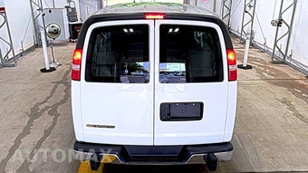 2025 Chevrolet Express 2500 Cargo Van 1WT 135.0" WB - miniatura 5