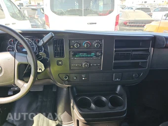 2025 Chevrolet Express 2500 Cargo Van 1WT 135.0" WB - miniatura 11