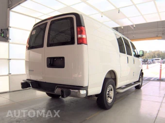 2025 Chevrolet Express 2500 Cargo Van 1WT 135.0" WB - miniatura 4