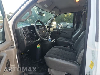 2025 Chevrolet Express 2500 Cargo Van 1WT 135.0" WB - miniatura 7