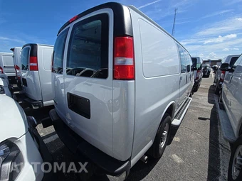 2025 Chevrolet Express 2500 Cargo Van 1WT 135.0" WB - miniatura 4