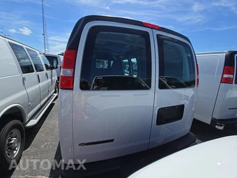 2025 Chevrolet Express 2500 Cargo Van 1WT 135.0" WB - miniatura 5