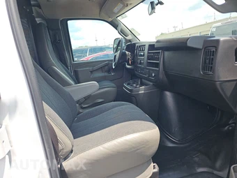 2025 Chevrolet Express 2500 Cargo Van 1WT 135.0" WB - miniatura 8