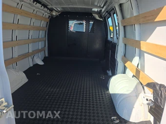 2025 Chevrolet Express 2500 Cargo Van 1WT 135.0" WB - miniatura 15