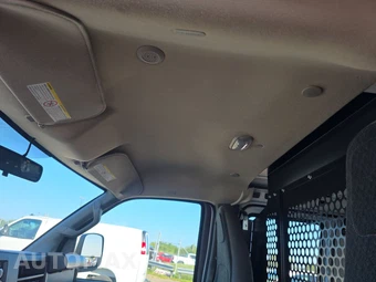 2025 Chevrolet Express 2500 Cargo Van 1WT 135.0" WB - miniatura 17