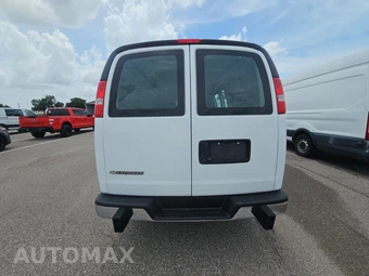 2025 Chevrolet Express 2500 Cargo Van 1WT 135.0" WB - miniatura 5
