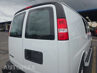 2025 Chevrolet Express 2500 Cargo Van 1WT 135.0" WB - miniatura 4
