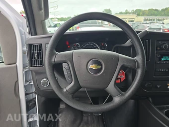 2025 Chevrolet Express 2500 Cargo Van 1WT 135.0" WB - miniatura 10