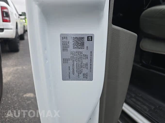 2025 Chevrolet Express 2500 Cargo Van 1WT 135.0" WB - miniatura 13