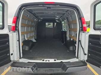 2025 Chevrolet Express 2500 Cargo Van 1WT 135.0" WB - miniatura 15