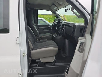 2025 Chevrolet Express 2500 Cargo Van 1WT 135.0" WB - miniatura 8