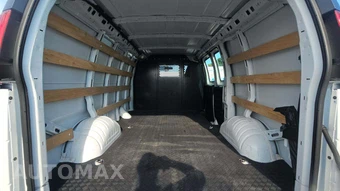 2025 Chevrolet Express 2500 Cargo Van 1WT 135.0" WB - miniatura 29