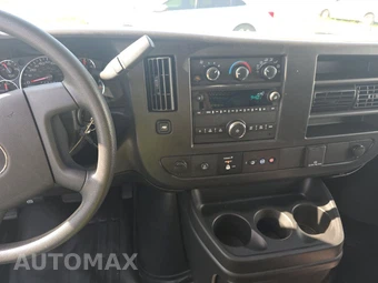 2025 Chevrolet Express 2500 Cargo Van 1WT 135.0" WB - miniatura 11