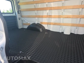2025 Chevrolet Express 2500 Cargo Van 1WT 135.0" WB - miniatura 14