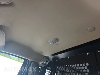2025 Chevrolet Express 2500 Cargo Van 1WT 135.0" WB - miniatura 18