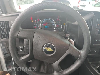 2025 Chevrolet Express 2500 Cargo Van 1WT 135.0" WB - miniatura 10