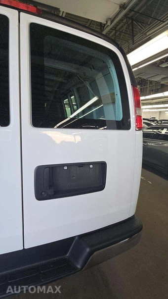 2025 Chevrolet Express 2500 Cargo Van 1WT 135.0" WB - miniatura 23