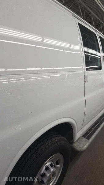 2025 Chevrolet Express 2500 Cargo Van 1WT 135.0" WB - miniatura 25