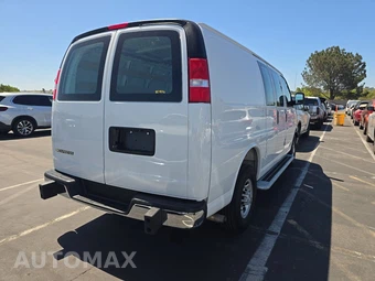 2025 Chevrolet Express 2500 Cargo Van 1WT 135.0" WB - miniatura 4