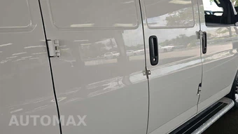 2025 Chevrolet Express 2500 Cargo Van 1WT 135.0" WB – miniatura 27