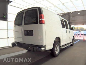 2025 Chevrolet Express 2500 Cargo Van 1WT 135.0" WB - miniatura 4