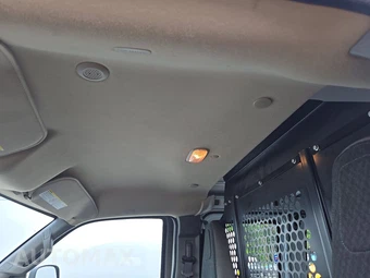 2025 Chevrolet Express 2500 Cargo Van 1WT 135.0" WB - miniatura 17