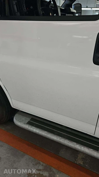 2025 Chevrolet Express 2500 Cargo Van 1WT 135.0" WB - miniatura 26