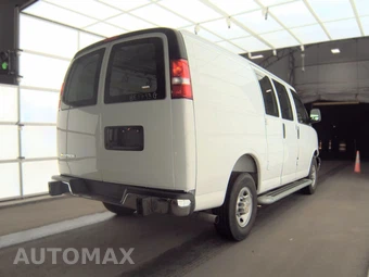 2025 Chevrolet Express 2500 Cargo Van 1WT 135.0" WB - miniatura 4