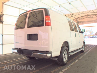 2025 Chevrolet Express 2500 Cargo Van 1WT 135.0" WB - miniatura 4