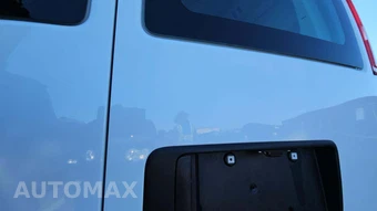 2025 Chevrolet Express 2500 Cargo Van 1WT 135.0" WB - miniatura 3